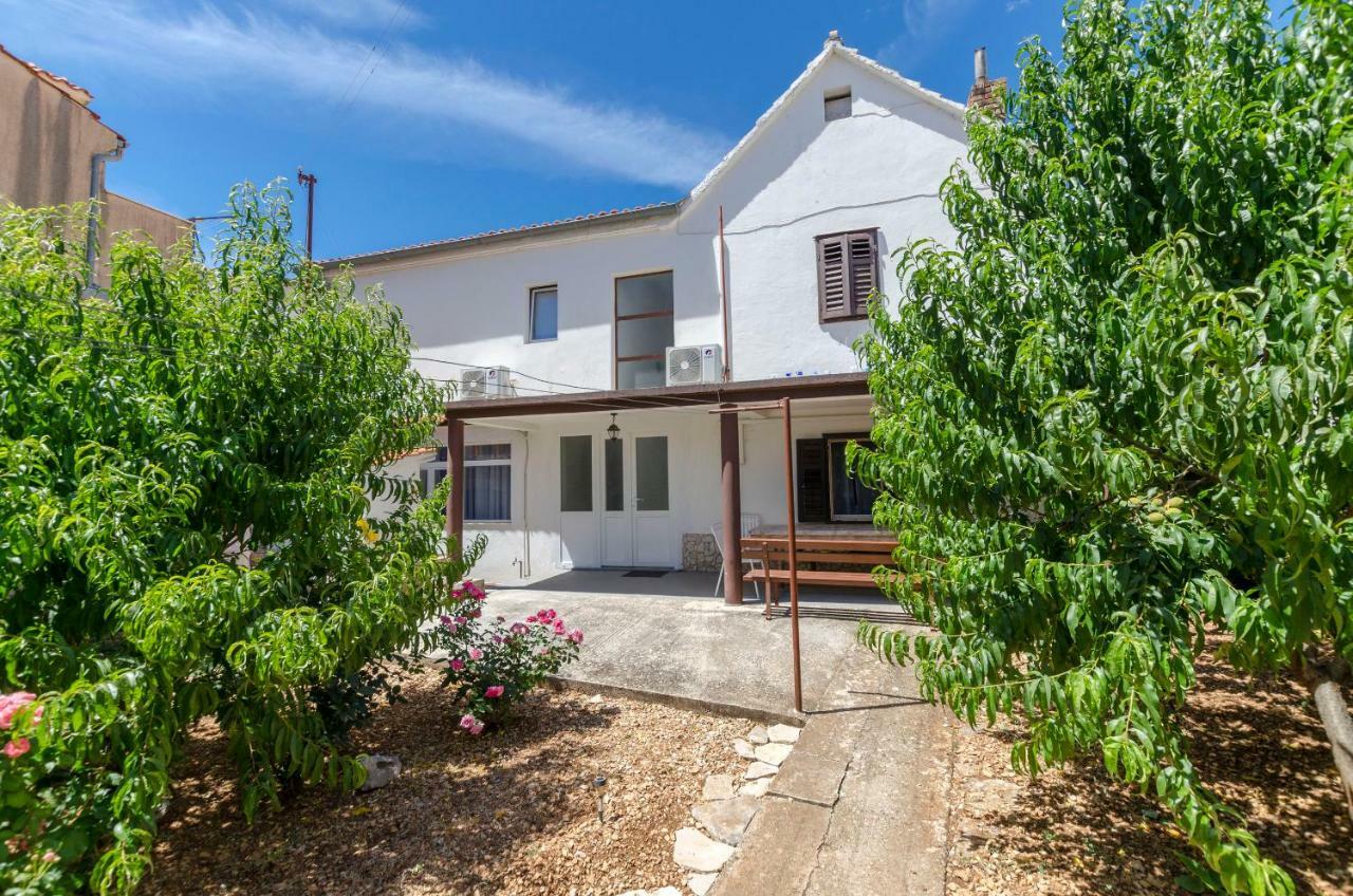 Apartments Katica Primosten Exterior photo